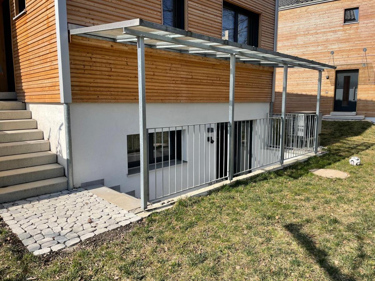 Helle Souterrain Wohnung In Laufnaehe Zum Woerthsee Worthsee Exterior photo